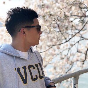 Meet your Posher, Jonathan